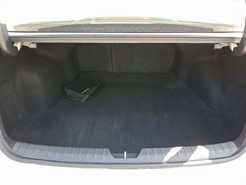 Used 2020 Kia Optima LX image 28