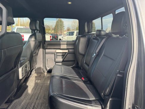 Used 2015 Ford F150 Lariat w/ Equipment Group 502A Luxury image 13