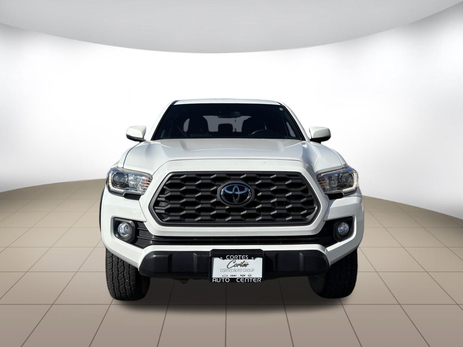 Used 2021 Toyota Tacoma TRD Off-Road w/ Technology Package AWD/4WD image 2