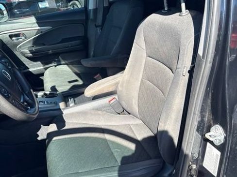Used 2021 Honda Ridgeline Sport image 10