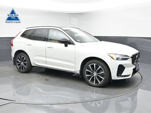 Used 2023 Volvo XC60 B6 Ultimate w/ Protection Package Premier AWD/4WD image 1
