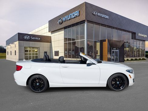 Used 2019 BMW 230i xDrive Convertible w/ Convenience Package AWD/4WD image 4