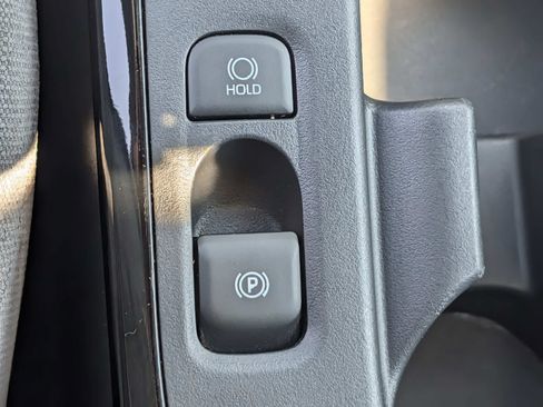 Used 2024 Toyota Corolla SE w/ SE Premium Package FWD image 25