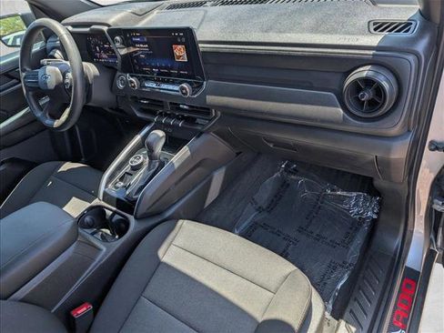 Used 2025 Chevrolet Colorado Trail Boss AWD/4WD image 26