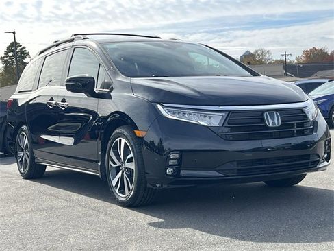 Used 2023 Honda Odyssey Touring image 41