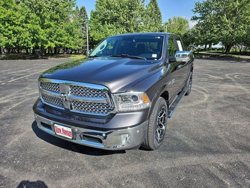 Used 2017 RAM 1500 Laramie w/ Convenience Group AWD/4WD image 2