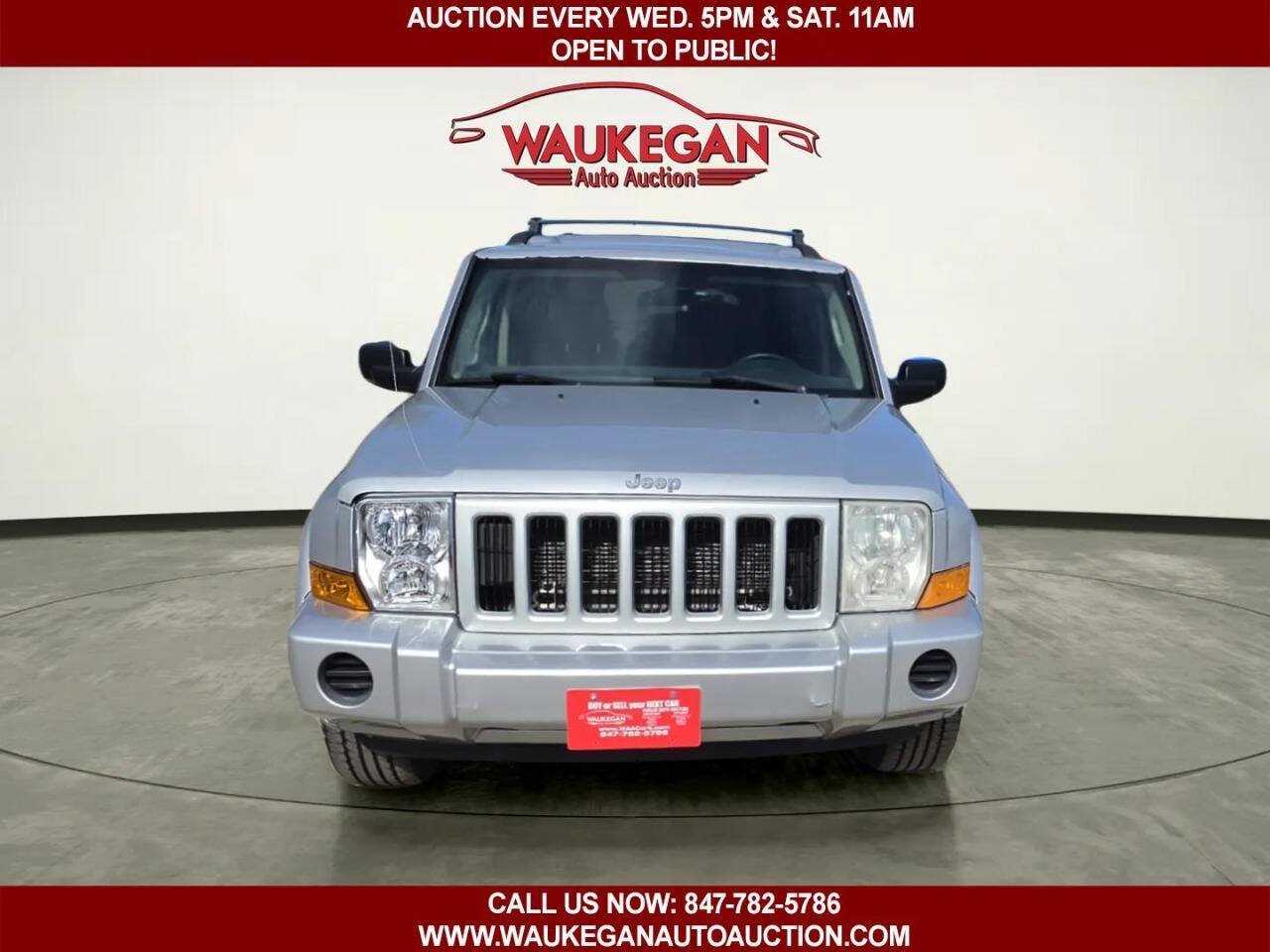 Used 2006 Jeep Commander 4WD image 2