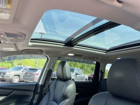 Used 2021 Subaru Ascent Limited w/ Technology Package AWD/4WD image 19