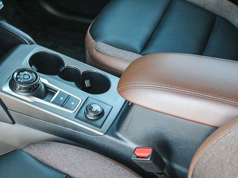 Certified 2025 Ford Bronco Sport Outer Banks w/ Outer Banks Tech Package+ image 21