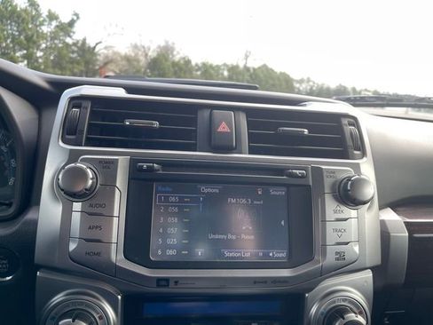 Used 2016 Toyota 4Runner Limited image 22