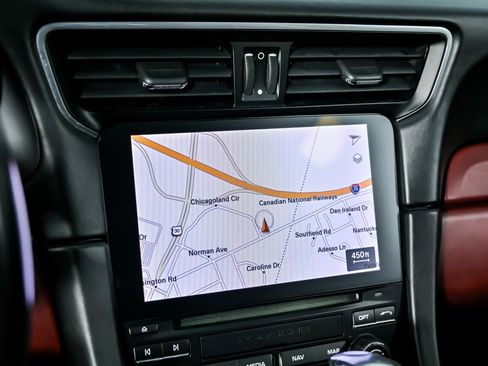 Used 2018 Porsche 911 Carrera image 32