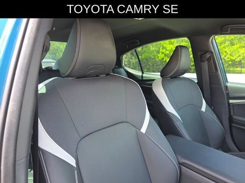 Used 2025 Toyota Camry SE w/ Convenience Package FWD image 11