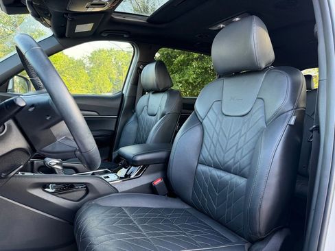 Used 2024 Kia Telluride EX X-Line AWD/4WD image 10