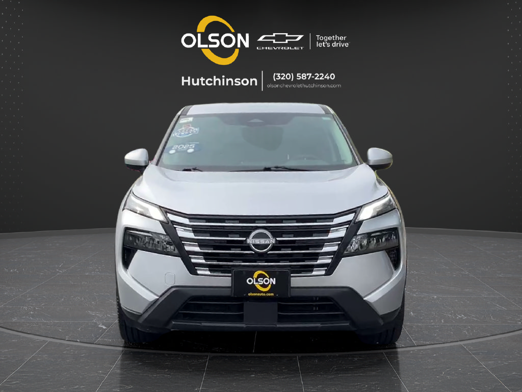 Used 2025 Nissan Rogue SV AWD/4WD image 15