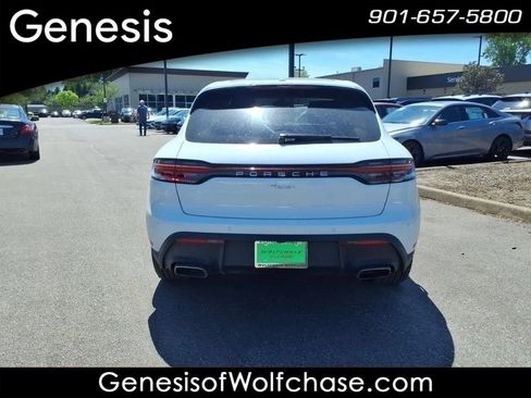 Used 2025 Porsche Macan AWD/4WD image 4