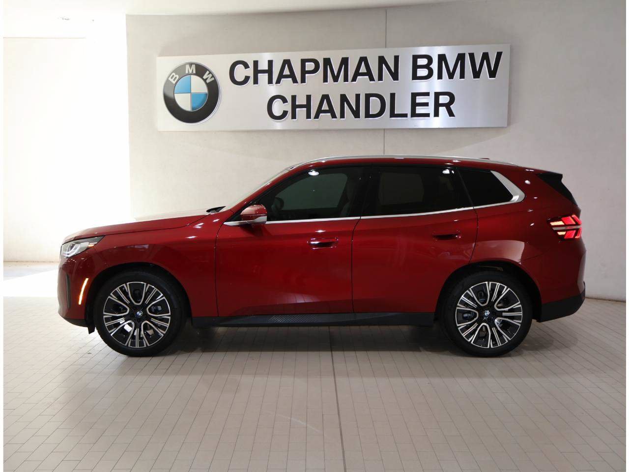 Used 2026 BMW X3 xDrive30i w/ Convenience Package AWD/4WD image 3