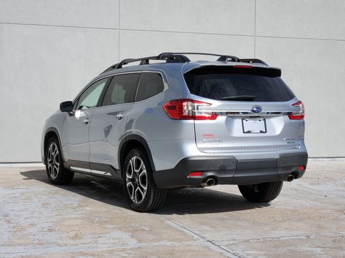 Used 2023 Subaru Ascent Touring AWD/4WD image 6