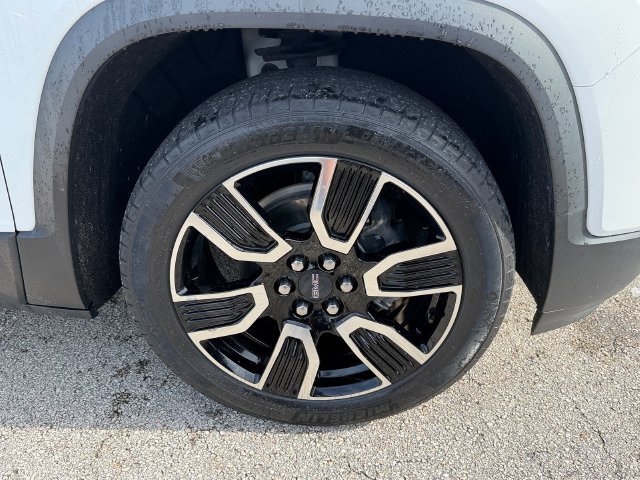 Certified 2021 GMC Acadia SLT FWD image 20