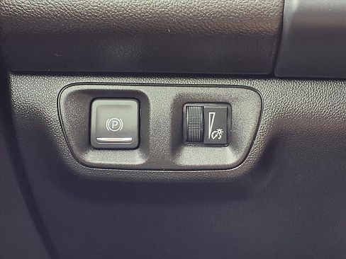 Used 2023 GMC Acadia SLT image 19