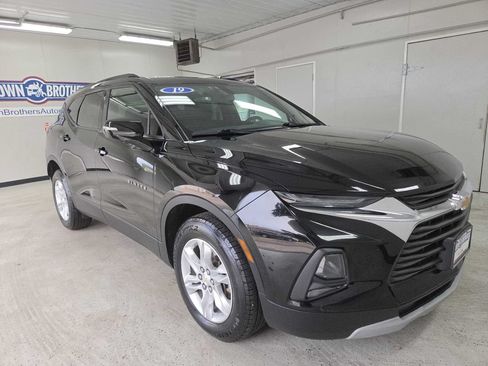 Used 2019 Chevrolet Blazer LT AWD/4WD image 2