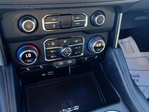 Used 2023 Chevrolet Tahoe Z71 image 16