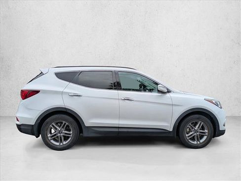 Used 2018 Hyundai Santa Fe Sport w/ 2.4L Tech Package 04 FWD image 4