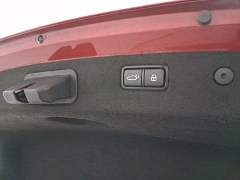 Used 2020 Genesis G70 3.3T w/ Sport Package image 30