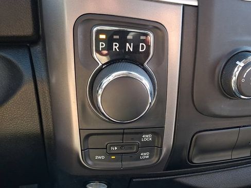 Used 2024 RAM 1500 Classic SLT AWD/4WD image 16