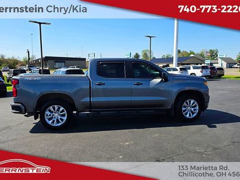 Used 2022 Chevrolet Silverado 1500 Custom image 24