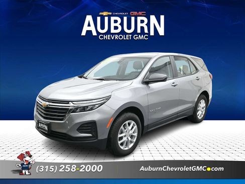 Used 2023 Chevrolet Equinox LS AWD/4WD image 1