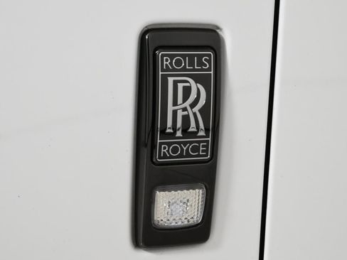 Used 2023 Rolls-Royce Ghost Black Badge w/ Black Badge Ghost Package image 80