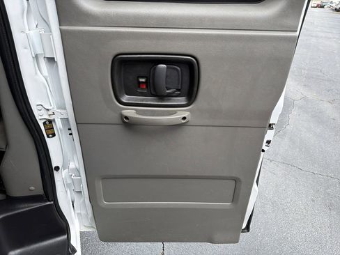 Certified 2024 GMC Savana 3500 LS image 15