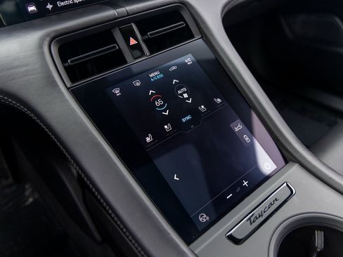 Certified 2022 Porsche Taycan Turbo image 37