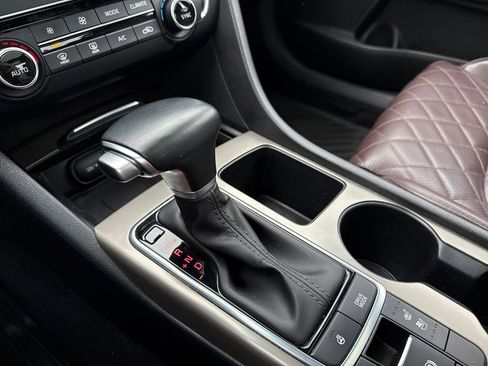 Used 2017 Kia Optima SX image 29