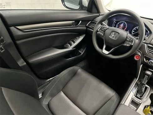 Used 2020 Honda Accord LX image 12