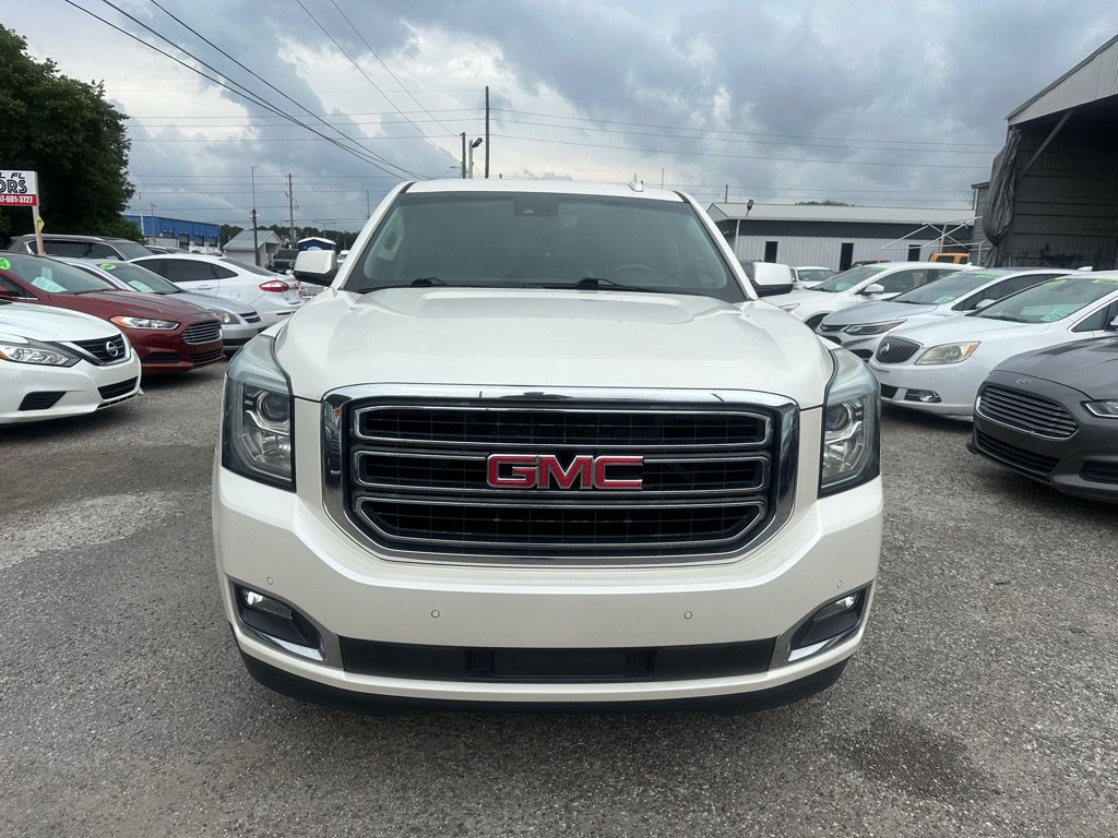Used 2015 GMC Yukon XL SLT w/ Open Road Package RWD image 2