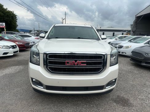 Used 2015 GMC Yukon XL SLT w/ Open Road Package RWD image 2
