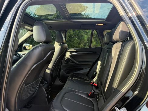 Used 2018 BMW X1 sDrive28i w/ Convenience Package FWD image 12
