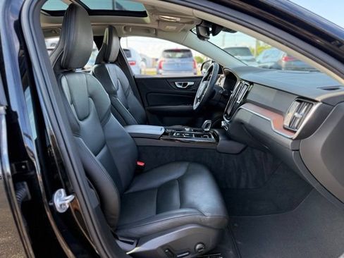 Used 2023 Volvo S60 T8 Plus AWD/4WD image 17