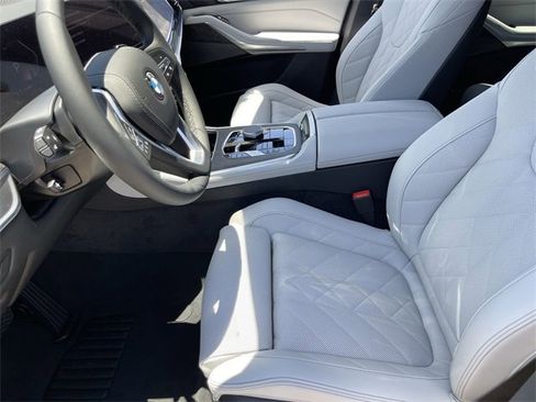 New 2026 BMW X5 sDrive40i w/ Premium Package image 19