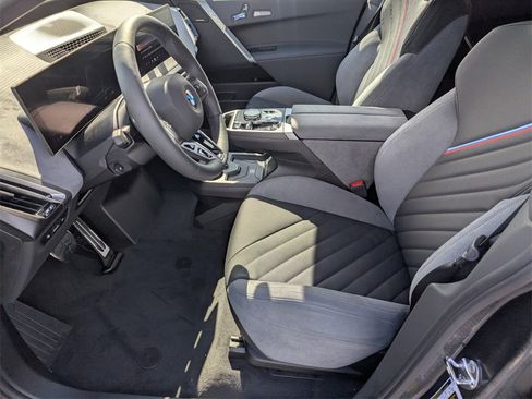 New 2026 BMW iX xDrive45 w/ M Sport Package image 7