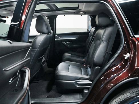 Used 2024 MAZDA CX-90 Plug-In Hybrid w/ Premium Plus image 32