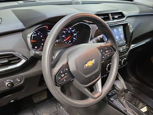 Used 2023 Chevrolet TrailBlazer LT w/ Convenience Package image 19