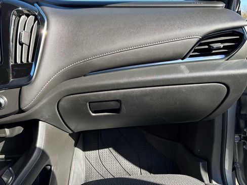 Certified 2023 Chevrolet Traverse LT w/ LPO, Floor Liner Package image 28