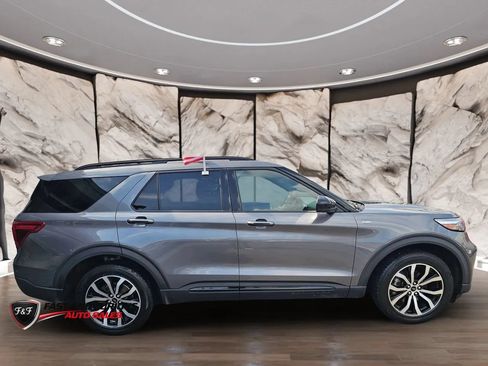 Used 2022 Ford Explorer ST-Line AWD/4WD image 4