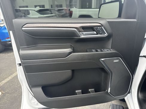 Used 2024 Chevrolet Silverado 1500 LTZ w/ LTZ Premium Package image 22