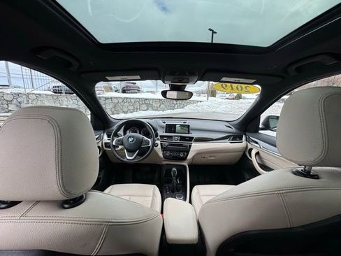 Used 2019 BMW X1 xDrive28i w/ Convenience Package image 41