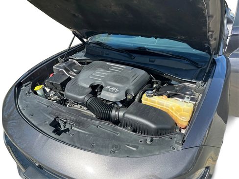 Used 2018 Dodge Charger GT w/ Blacktop Package image 12
