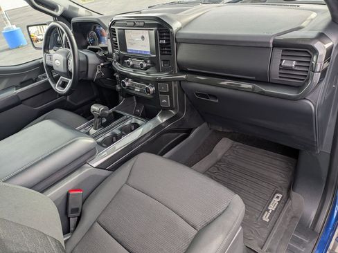 Used 2022 Ford F150 XLT w/ XLT Black Appearance Package image 10