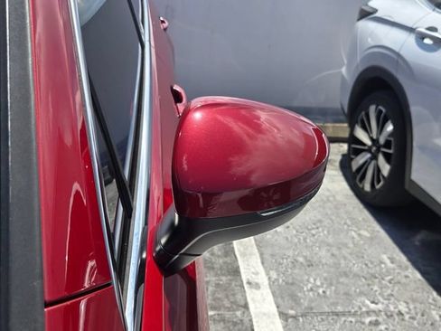 Used 2018 Volkswagen Tiguan SEL FWD image 9